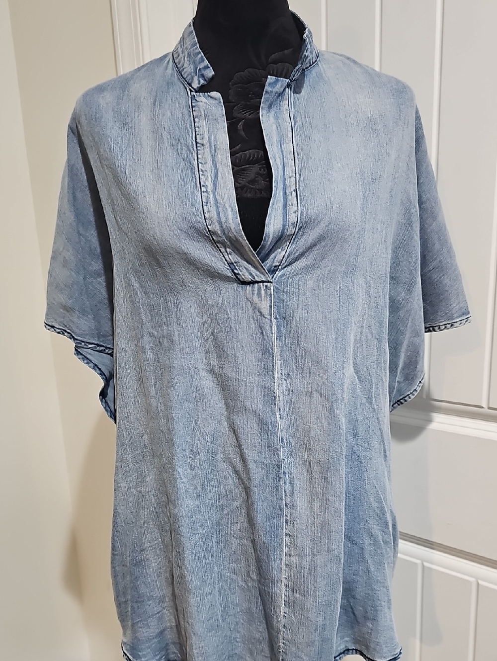 NWT Denim Light Wash Tunic Top - Casual V-Neck, Medium